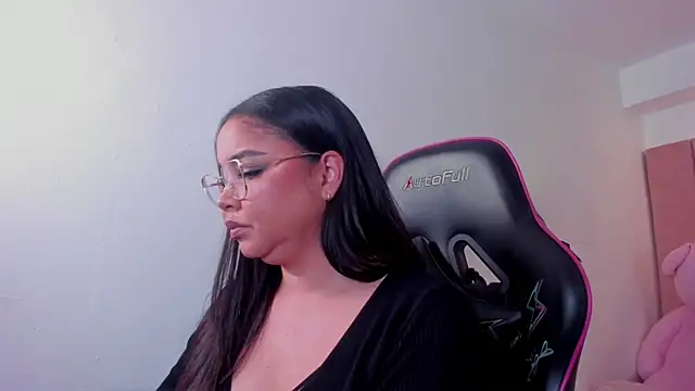 Snapshot of manuela_norton chatting on September 25, 2025, 4:24 pm manuela norton online show from September 25, 2025, 4:24 pm