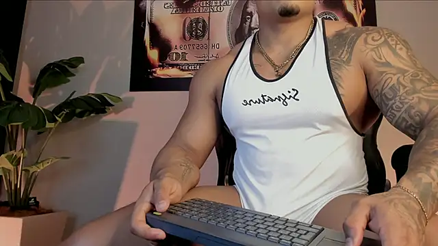 Snapshot of chrizmacgregor chatting on January 31, 2026, 11:36 pm chrizmacgregor online show from January 31, 2026, 11:36 pm