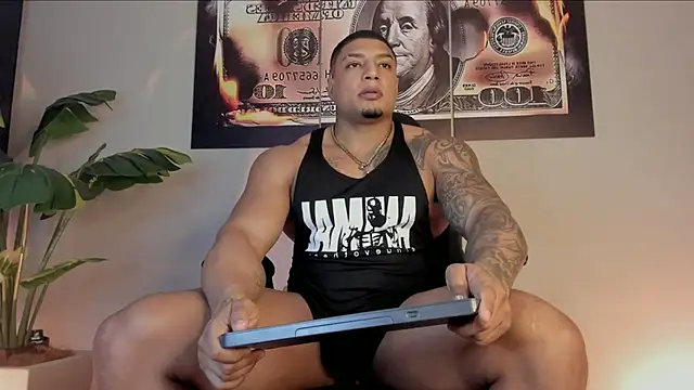 Snapshot of chrizmacgregor chatting on February 17, 2026, 2:20 am chrizmacgregor online show from February 17, 2026, 2:20 am