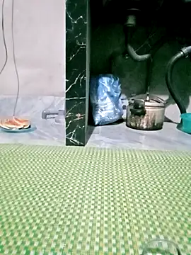 Susan-vn online show from October 12, 2025, 4:30 pm