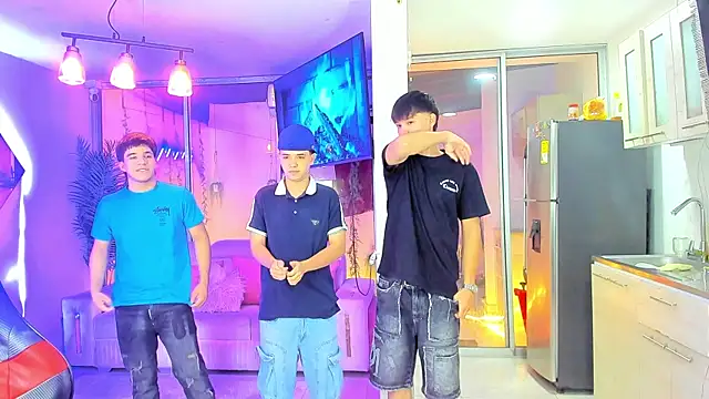 Houseofwarrios online show from April 1, 2026, 5:20 am