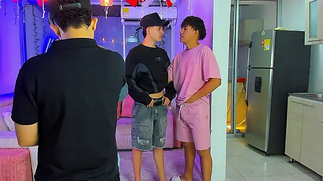 Houseofwarrios online show from February 19, 2026, 5:26 am