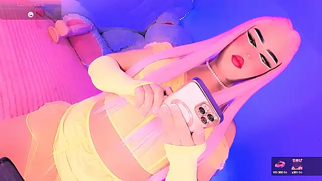 x EMMA x online show from September 21, 2025, 12:49 am