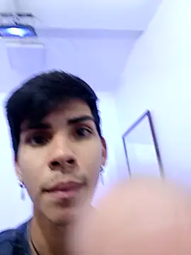 David 925  online show from November 20, 2025, 4:35 am