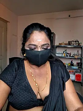 queendivya online show from July 7, 2026, 4:26 am