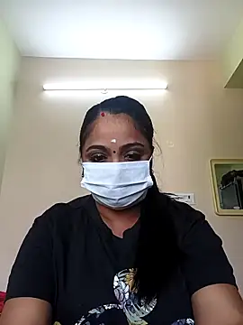 queendivya online show from September 30, 2025, 3:23 am