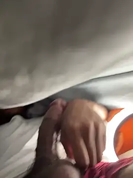 Snapshot of Zayinc chatting on October 9, 2025, 7:31 am Zayinc online show from October 9, 2025, 7:31 am