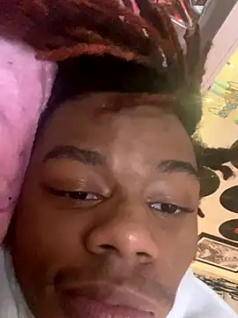 Snapshot of Zayinc chatting on November 3, 2025, 10:57 pm Zayinc online show from November 3, 2025, 10:57 pm