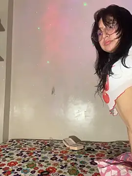 Noamilk online show from April 2, 2026, 8:10 am