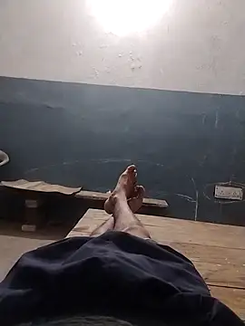 VickyMonster5 online show from November 2, 2025, 6:46 pm