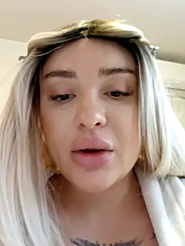 mariabloom9 online show from December 5, 2025, 11:09 am