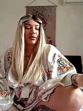 mariabloom9 online show from December 4, 2025, 9:30 am