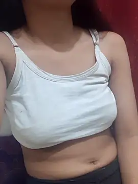 Snapshot of Baby_girl67 chatting on February 14, 2026, 4:13 am Baby girl67 online show from February 14, 2026, 4:13 am