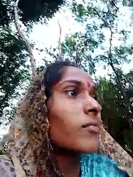 Hot reshmaji online show from October 22, 2025, 10:47 am