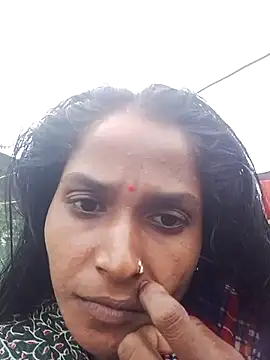 Hot reshmaji online show from October 31, 2025, 6:54 am