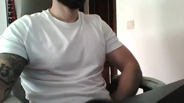yourfantasy777 online show from July 2, 2026, 6:03 pm