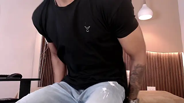 Snapshot of Aiden_steel chatting on September 30, 2025, 1:17 pm Aiden steel online show from September 30, 2025, 1:17 pm