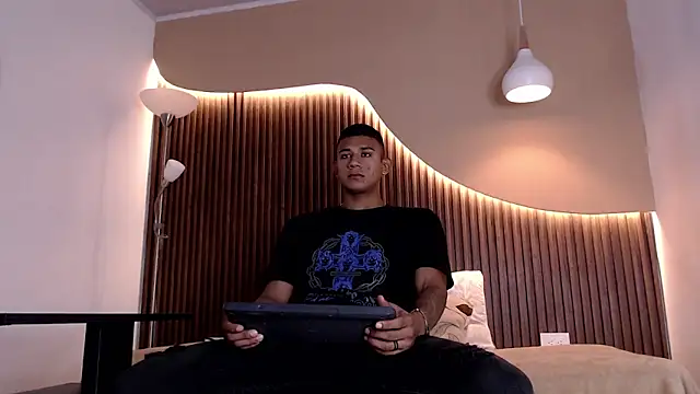 Snapshot of Aiden_steel chatting on November 15, 2025, 1:26 pm Aiden steel online show from November 15, 2025, 1:26 pm