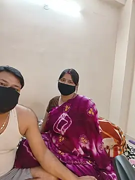 mansi rawat05 online show from November 25, 2025, 2:39 pm