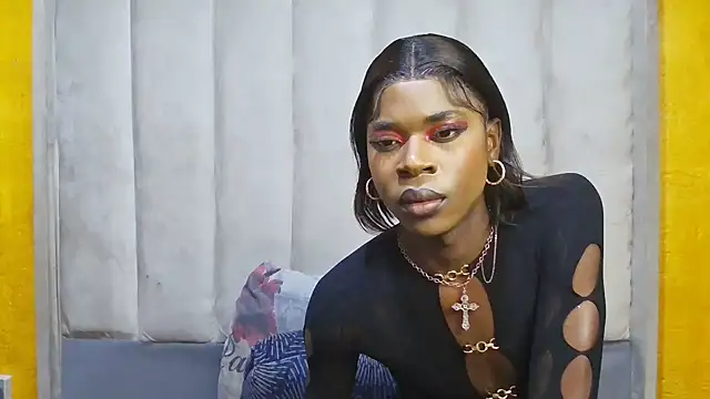 SexyBear012 online show from November 13, 2025, 9:08 pm