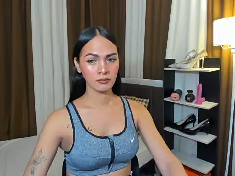 Sedictive Samantha online show from December 17, 2025, 5:56 am