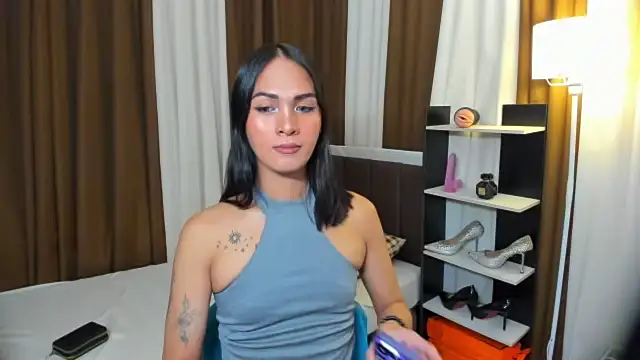 Sedictive Samantha online show from November 30, 2025, 5:03 pm