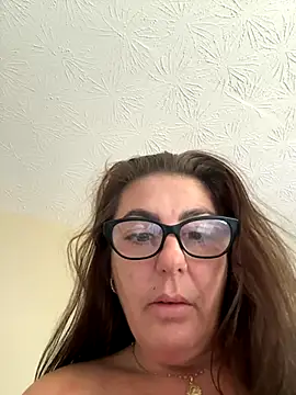 Rileyxxx69 online show from September 21, 2025, 2:44 pm