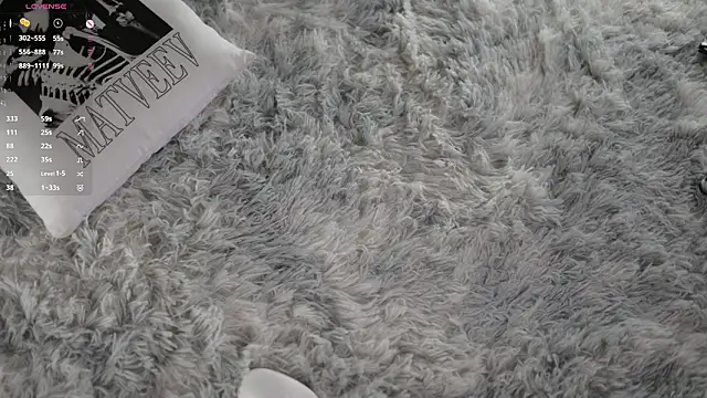 lovekissmes online show from March 14, 2026, 4:24 pm