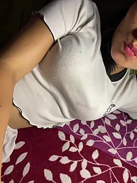 phuongxinhxan online show from April 16, 2026, 10:01 pm