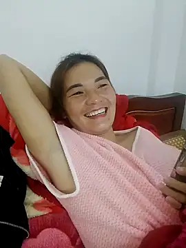 phuongxinhxan online show from November 18, 2025, 2:42 pm