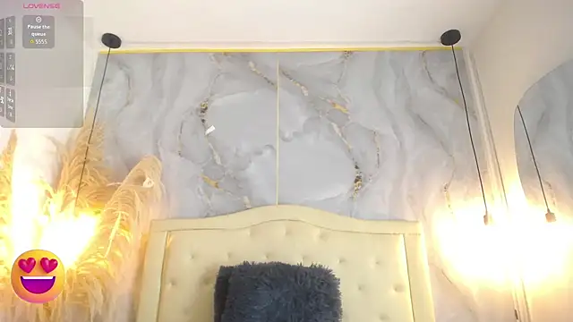 Samy moore14 online show from January 13, 2026, 1:26 pm