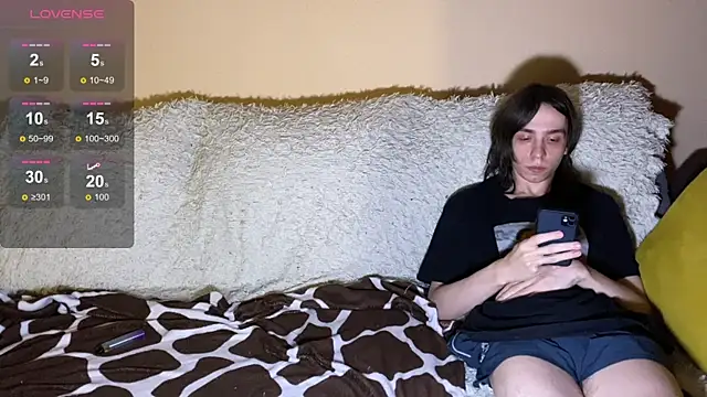 Mav1s    online show from November 3, 2025, 12:53 pm