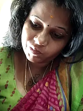 Snapshot of sweetqueen143 chatting on September 30, 2025, 3:12 am sweetqueen143 online show from September 30, 2025, 3:12 am
