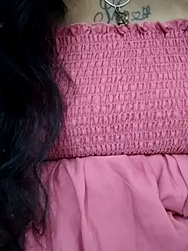 Snapshot of sweetqueen143 chatting on February 9, 2026, 6:00 am sweetqueen143 online show from February 9, 2026, 6:00 am