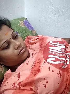 Snapshot of sweetqueen143 chatting on February 25, 2026, 6:46 am sweetqueen143 online show from February 25, 2026, 6:46 am