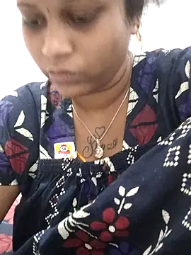 sweetqueen143 online show from March 29, 2026, 5:09 am