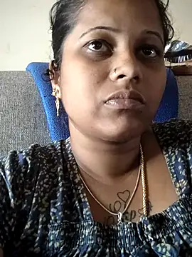 Snapshot of sweetqueen143 chatting on January 7, 2026, 5:45 am sweetqueen143 online show from January 7, 2026, 5:45 am