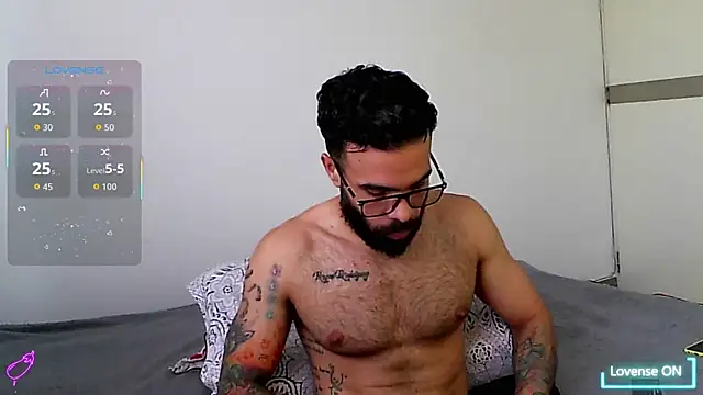 htrebor87 online show from November 11, 2025, 7:41 pm