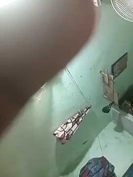 AgitatedStrip9 online show from February 25, 2026, 1:06 am