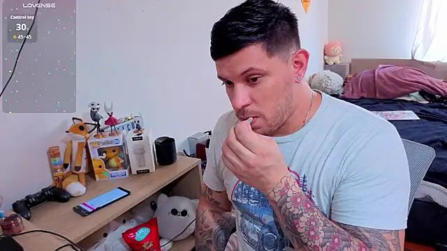 ryden 01 online show from November 19, 2025, 3:45 pm