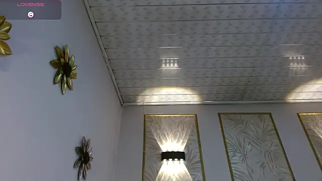 LunaaGrey  online show from October 23, 2025, 3:38 am