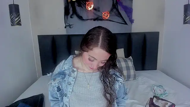 MyApril   online show from October 31, 2025, 11:40 am