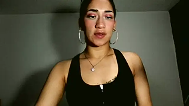 Miia  strog online show from October 8, 2025, 11:12 am