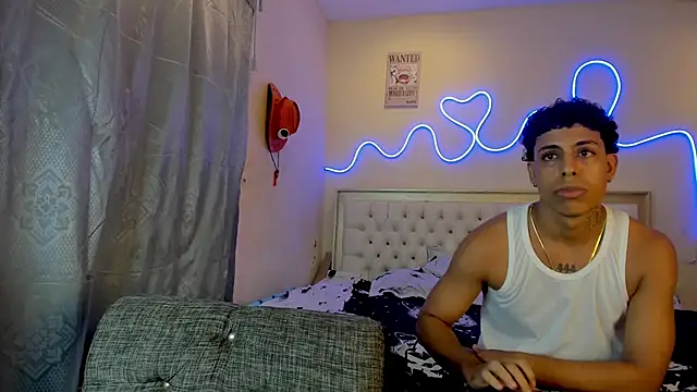 Snapshot of Glader31 chatting on September 21, 2025, 8:25 pm Glader31 online show from September 21, 2025, 8:25 pm