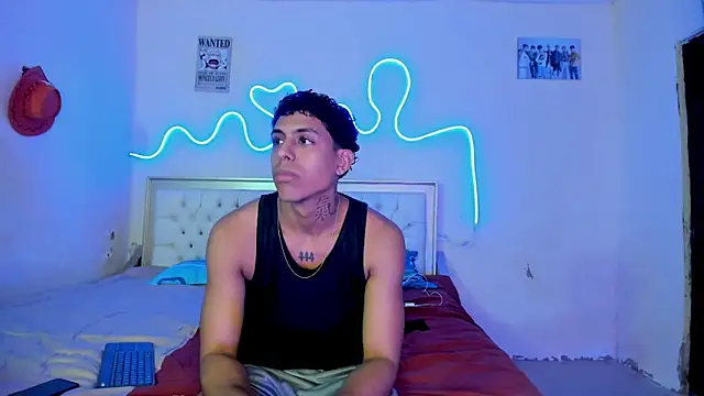 Snapshot of Glader31 chatting on September 25, 2025, 9:32 pm Glader31 online show from September 25, 2025, 9:32 pm