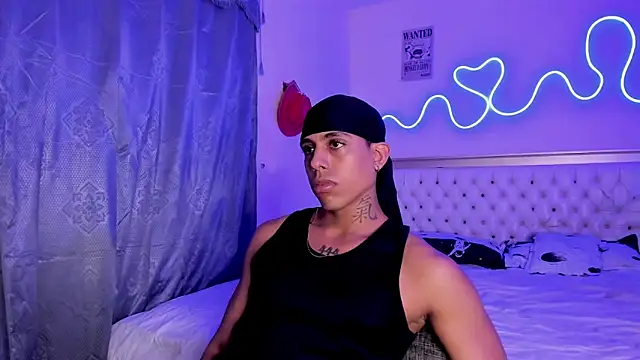 Snapshot of Glader31 chatting on September 30, 2025, 10:05 pm Glader31 online show from September 30, 2025, 10:05 pm