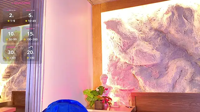 Stellaciel  online show from April 22, 2026, 4:58 pm