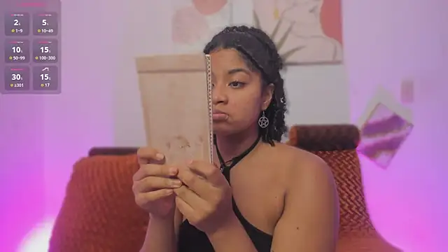 Snapshot of camilafoox7 chatting on November 10, 2025, 6:46 pm camilafoox7 online show from November 10, 2025, 6:46 pm