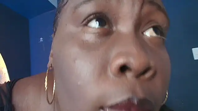 Snapshot of CarolinaGomez_ chatting on February 7, 2026, 1:52 pm CarolinaGomez online show from February 7, 2026, 1:52 pm