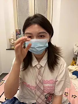 fioralba online show from September 19, 2025, 8:57 pm